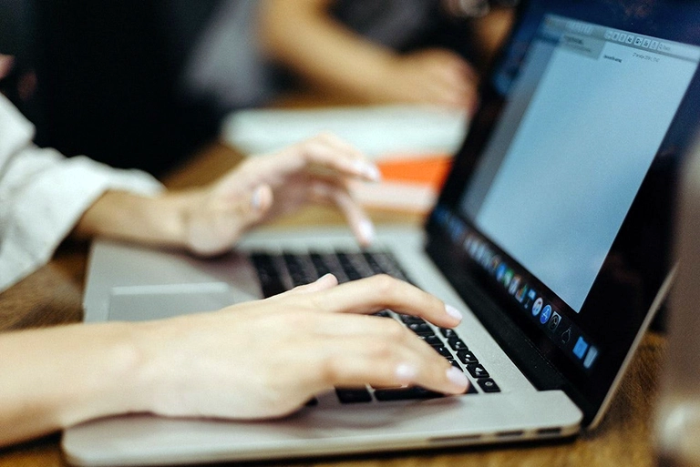 2 Cara Cek Typo di Word Tanpa Aplikasi
